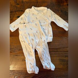 Floral matching infant set